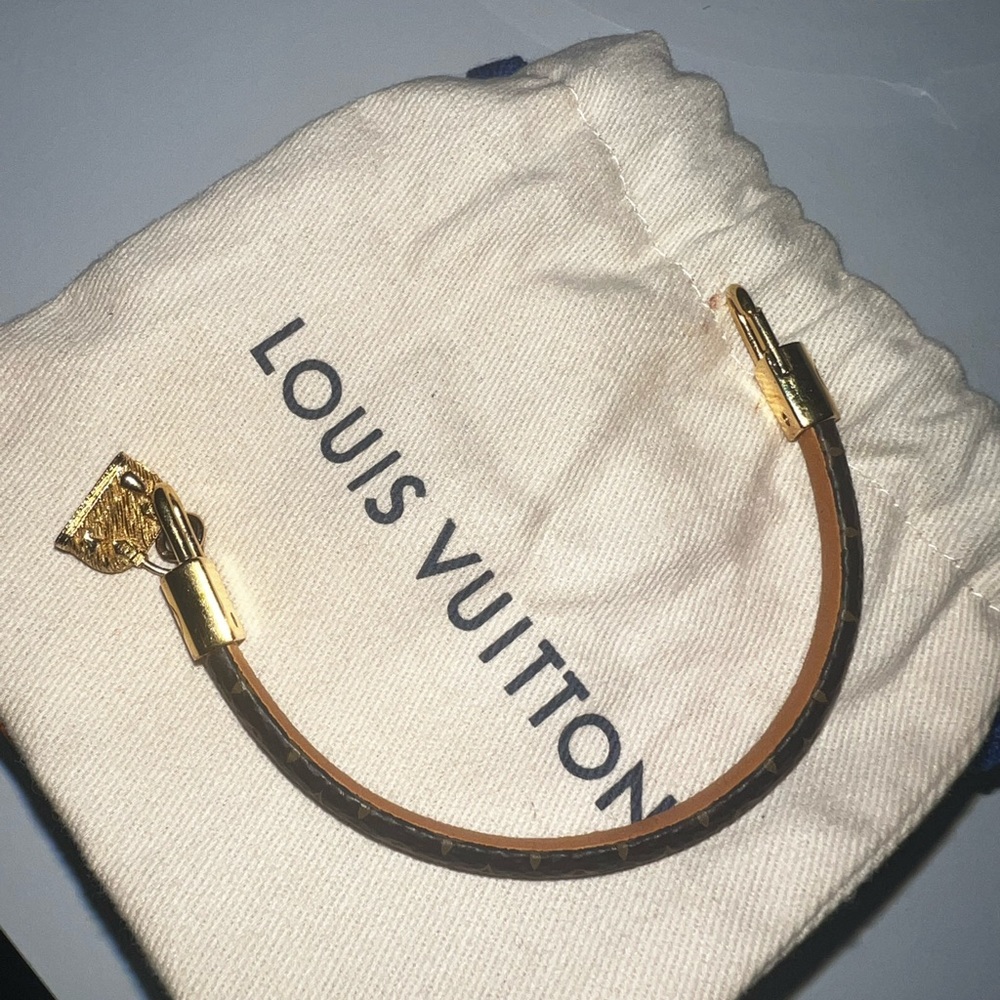 Louis Vuitton Alma Bracelet